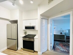 1405 Tuscany Way, Unit 1405 in Boynton Beach, FL - Foto de edificio - Building Photo