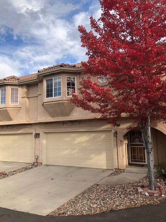 5082 Peak Villa Heights