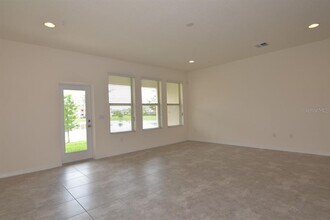 417 Merry Brook Cir in Sanford, FL - Building Photo - Building Photo