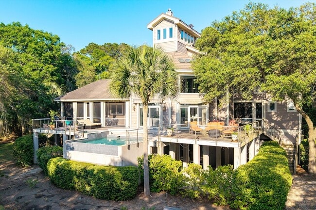 property at 3906 Betsy Kerrison Pkwy