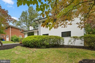 6311 Tulsa Ln in Bethesda, MD - Building Photo - Building Photo