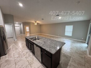1131 Tiger St SE in Palm Bay, FL - Building Photo - Building Photo