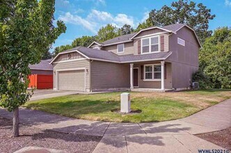 848 NE Millstream Pl in Albany, OR - Building Photo - Building Photo