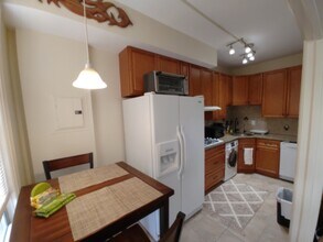 3446 Connecticut Ave NW in Washington, DC - Building Photo - Building Photo