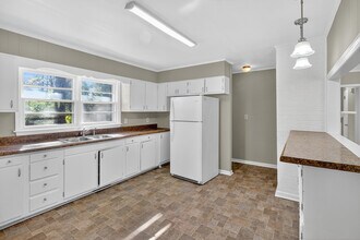 1311 Beaufort St in New Bern, NC - Building Photo - Building Photo