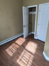 1841 W Huntingdon St, Unit 1 in Philadelphia, PA - Foto de edificio - Building Photo