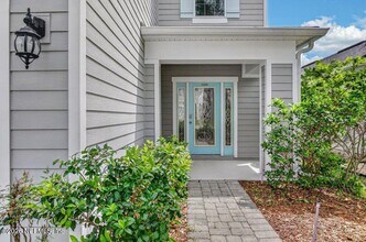 3838 Coastal Cove Cir in Jacksonville, FL - Building Photo - Building Photo