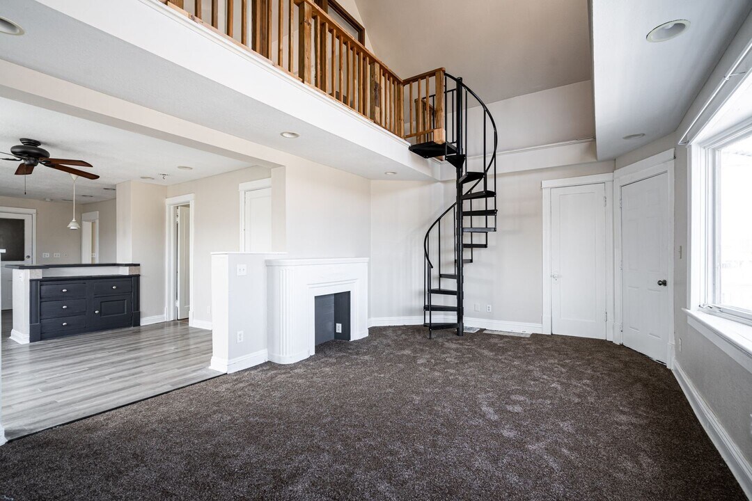 3315 N Holton St in Milwaukee, WI - Building Photo