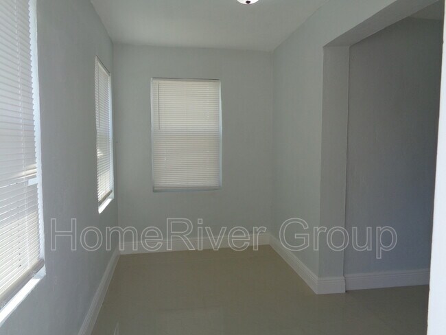 500 NW 9th Ave in Pompano Beach, FL - Building Photo - Building Photo