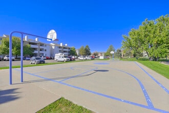 Ascent Apartments in Denver, CO - Foto de edificio - Building Photo