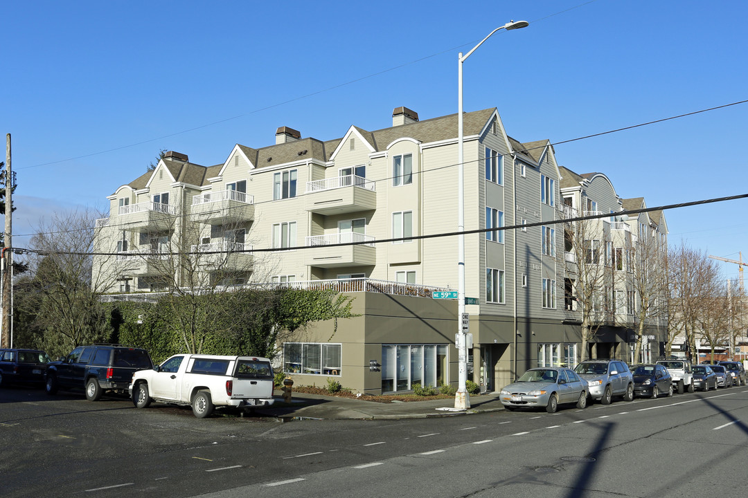 Ravenna Park Place in Seattle, WA - Building Photo