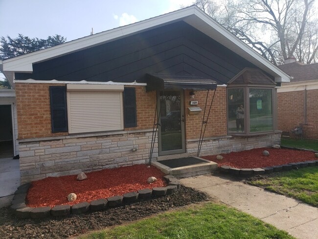 1429 Kasten Dr in Dolton, IL - Building Photo - Building Photo