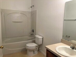 1952 Kimlyn Cir in Kissimmee, FL - Building Photo - Building Photo