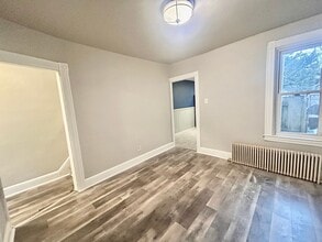 571 Pershing Ave in Lancaster, PA - Building Photo - Building Photo