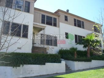 4424 Clinton St, Unit 2 in Los Angeles, CA - Building Photo