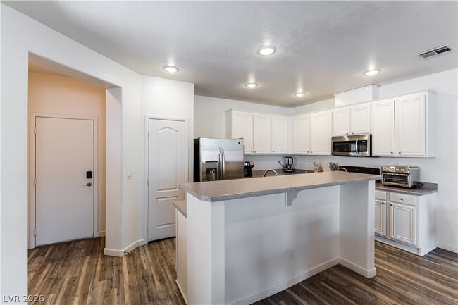property at 1362 Grass Creek Ave