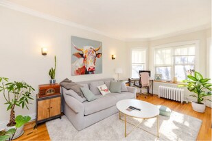 823 W Wrightwood Ave, Unit 2 in Chicago, IL - Building Photo