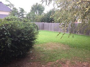 8004 Laurel Hill Dr in Shreveport, LA - Foto de edificio - Building Photo