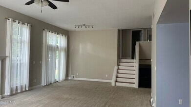 21 Skylark Dr in Ballston Spa, NY - Building Photo - Building Photo