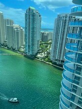 300 S Biscayne Blvd, Unit T-2804 in Miami, FL - Foto de edificio - Building Photo