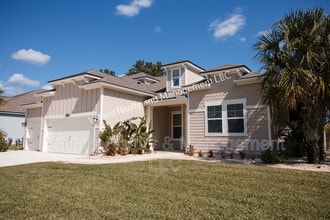 214 Prince Albert Ave in Saint Johns, FL - Building Photo - Building Photo