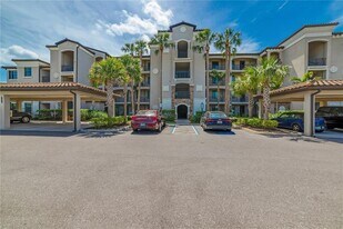 16804 Vardon Ter, Unit 201 in Bradenton, FL - Building Photo