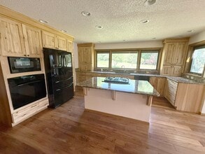 4432 Annette Park Dr in Bozeman, MT - Building Photo - Building Photo