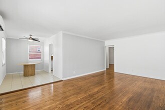 722 1/2 N Edinburgh Ave, Unit 722.5 in Los Angeles, CA - Foto de edificio - Building Photo