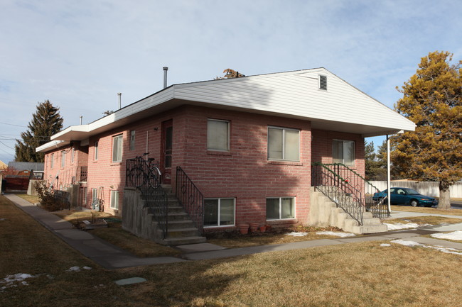 209 W 24th St in Burley, ID - Foto de edificio - Building Photo