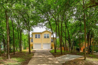 5300 Ledesma Rd, Unit Unit B in Austin, TX - Building Photo - Building Photo