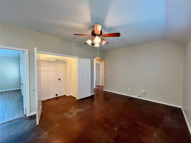 property at 122 Sunburst Ct