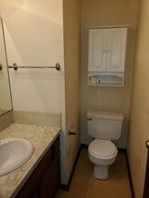 2428 S Capri St in Wichita, KS - Building Photo - Building Photo