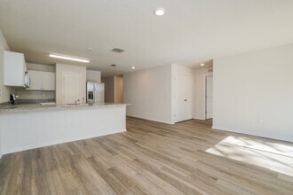 2660 W Bravura Dr in Citrus Springs, FL - Building Photo - Building Photo