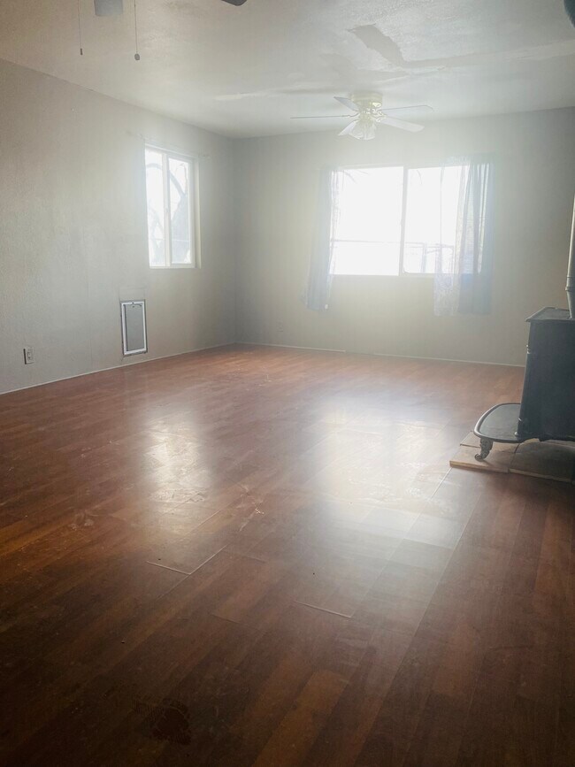 727 Vaughn South Frontage Rd in Great Falls, MT - Building Photo - Building Photo