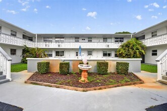 419 S Crescent Dr in Hollywood, FL - Building Photo - Building Photo