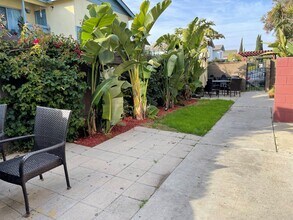 1009 Valencia St in Costa Mesa, CA - Building Photo - Building Photo