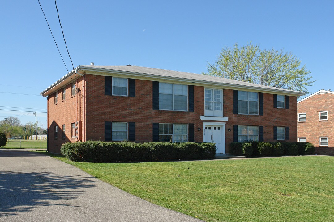 4212 Foreman Ln in Louisville, KY - Foto de edificio