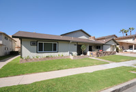 16191 Malaga Ln in Huntington Beach, CA - Building Photo - Building Photo