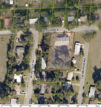 996 SE Putnam St in Lake City, FL - Building Photo - Building Photo