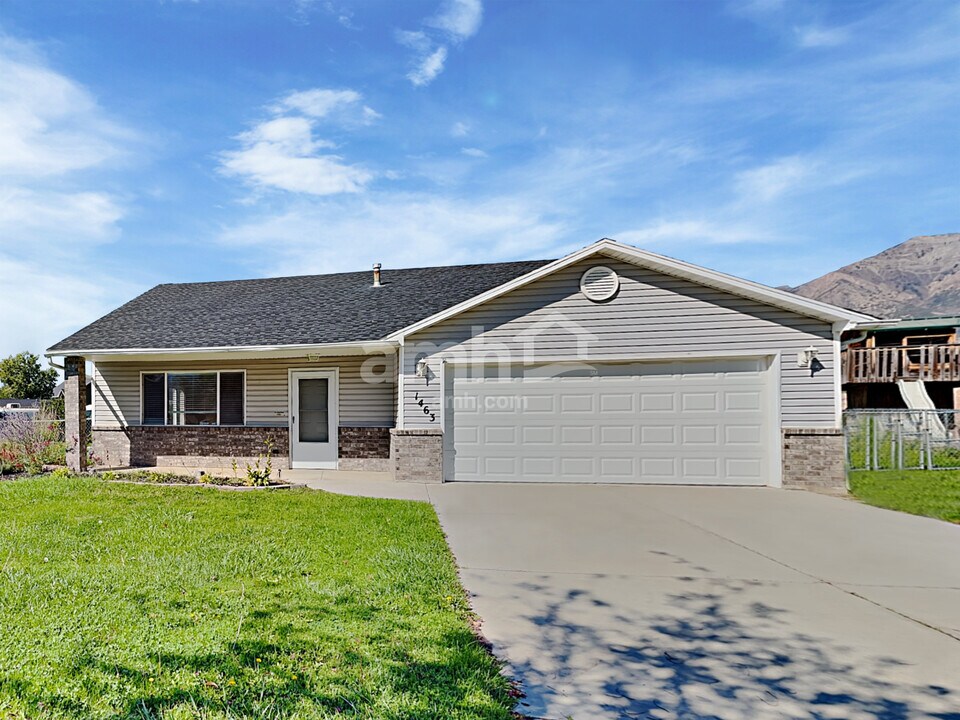 1463 N Madison Ave in Ogden, UT - Building Photo