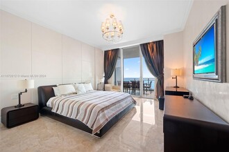10295 Collins Ave in Bal Harbour, FL - Building Photo - Building Photo