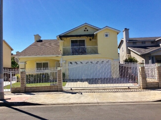 property at 13536 Wentworth St