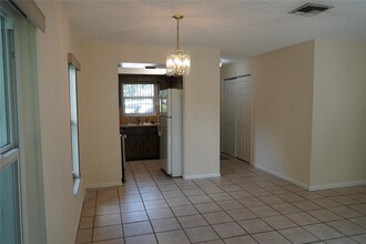 10571 NW 45th St, Unit 1 in Coral Springs, FL - Building Photo - Building Photo