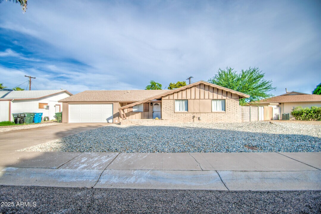 7217 N 36th Ln in Phoenix, AZ - Building Photo