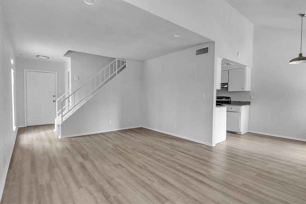 2414 B Patrick Henry St in Temple, TX - Building Photo