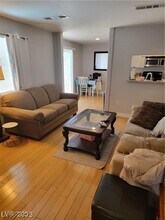 4049 Castle Cove Dr in Las Vegas, NV - Building Photo - Building Photo