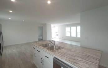 37266 Burrstone Ln in Lenox, MI - Building Photo - Building Photo