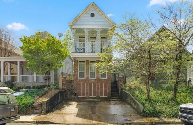 property at 2065 Peabody Ave