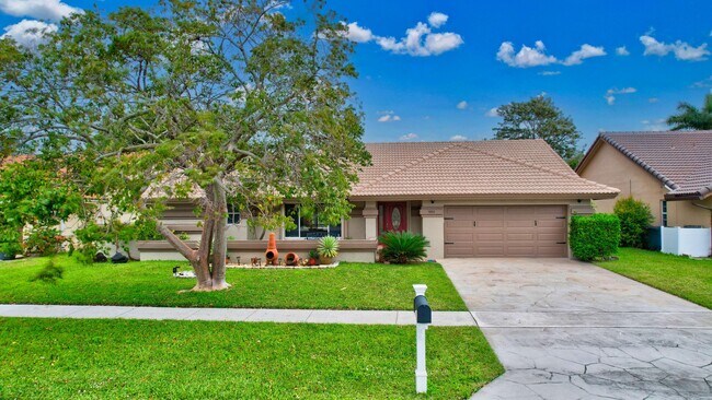 9953 Majestic Way in Boynton Beach, FL - Building Photo - Building Photo