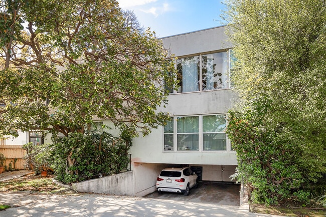 1438 10th St in Santa Monica, CA - Building Photo - Building Photo